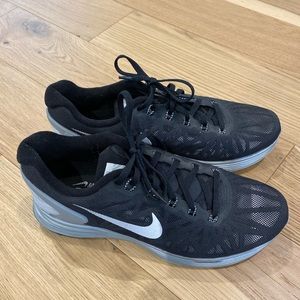 Nike women’s H20 Repel Lunarglide 6